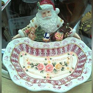 HAND PAINTED Festive Santa Serving Dish PERFECT CONDITION BY CR CERAMICS